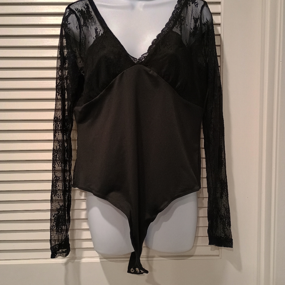 So Black Lace Long Sleeve Bodysuit Size XL